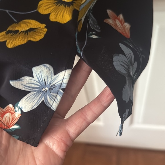 Chelsea & Theodore Navy bird and Floral tank XS - Picture 4 of 6